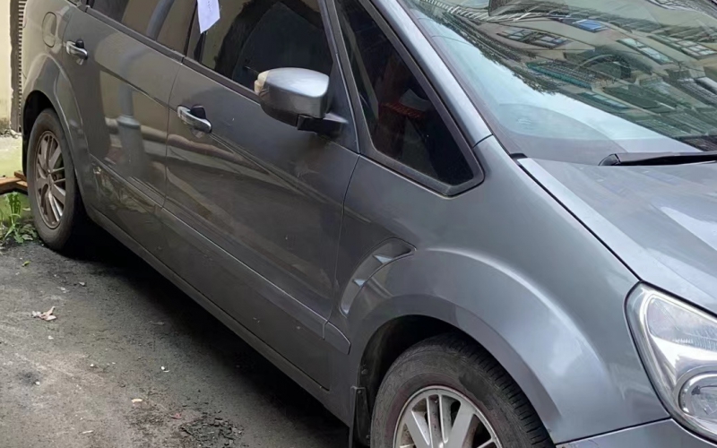 首鋼貴陽特殊鋼有限責任公司工會持有的福特商務(wù)車轉(zhuǎn)讓(六次掛牌)