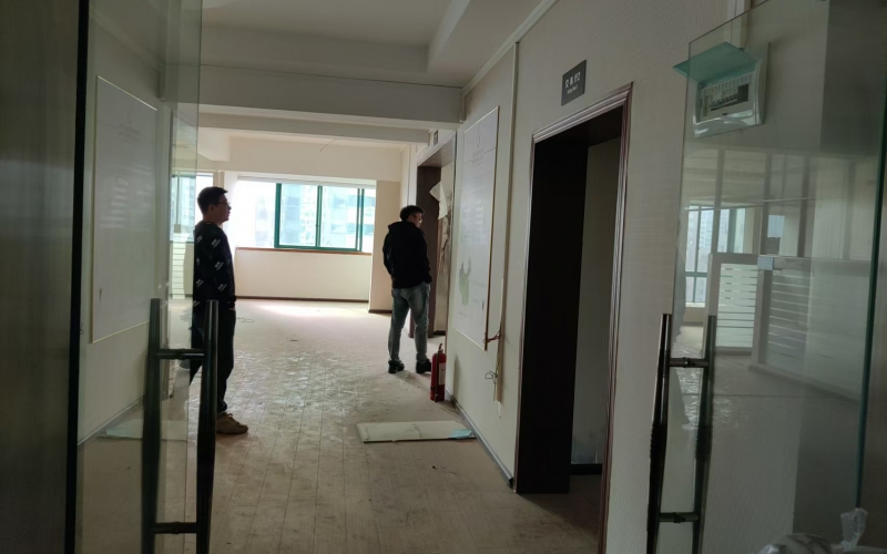 貴州省機(jī)關(guān)事務(wù)管理局國有資產(chǎn)管理服務(wù)中心貴陽市云巖區(qū)延安中路1號(hào)振華科技大廈B棟16層招租