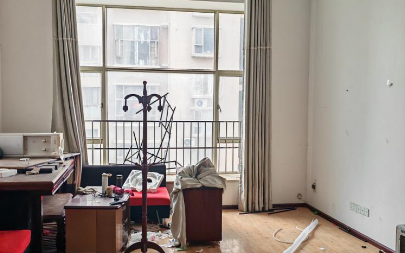 貴州省機關事務管理局國有資產(chǎn)管理服務中心貴陽市南明區(qū)市南路57號陽光100小區(qū)D1404號招租